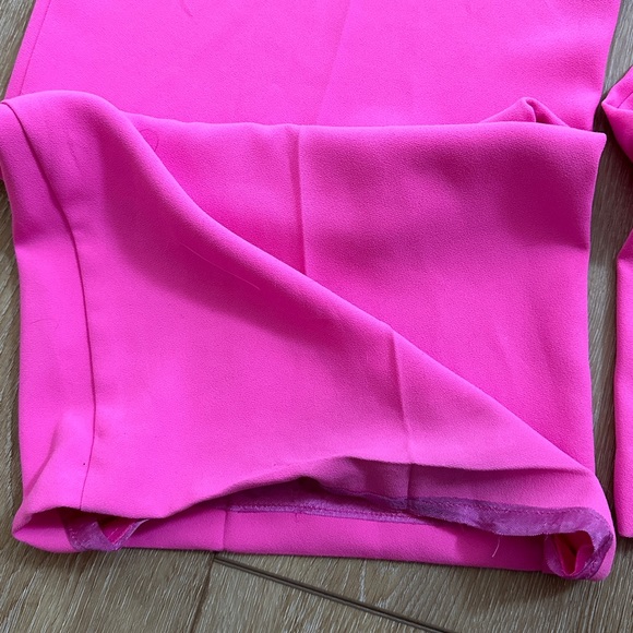 Hot pink *BARBIE HALLOWEEN COSTUME* Jumpsuit - Picture 6 of 6